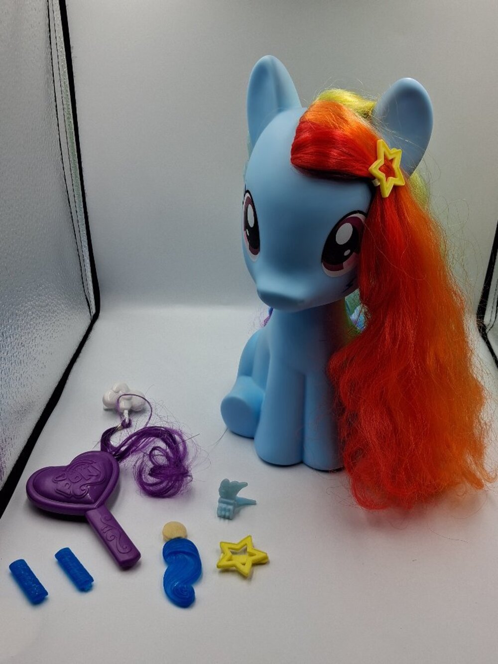 2019 Rainbow Dash My Little Pony Large 10.5" Magic Style Pony w/Accessories EUC